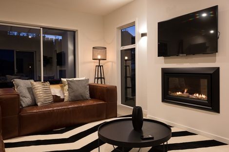 Photo of property in 10 Tauwaka Crescent, Riverhead, 0820