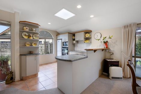 Photo of property in Seacrest, 2/200 Papamoa Beach Road, Papamoa Beach, Papamoa, 3118