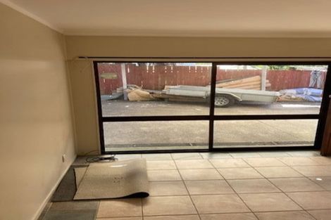 Photo of property in 27 Harris Road, Mount Wellington, Auckland, 1051