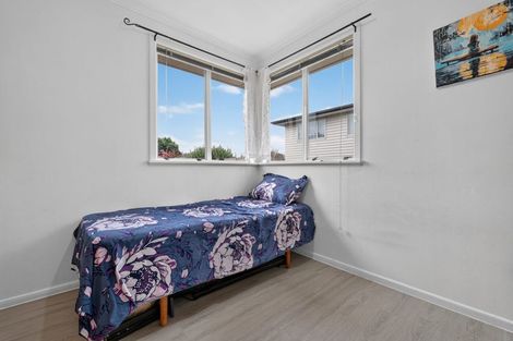 Photo of property in 209b Edmonton Road, Te Atatu South, Auckland, 0610