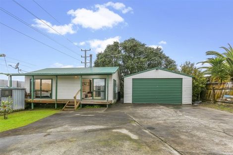 Photo of property in 256 Triangle Road, Massey, Auckland, 0614