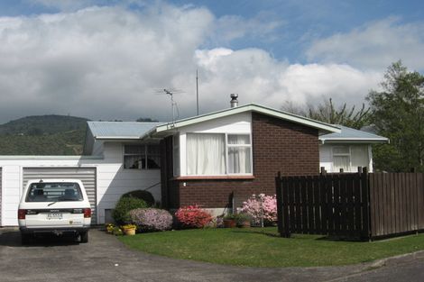 Photo of property in 33g Matthew Place, Kawaha Point, Rotorua, 3010