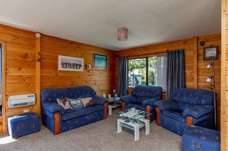 Photo of property in 312e Waikawa Road, Waikawa, Picton, 7220