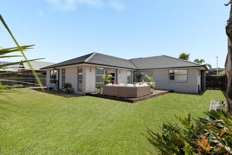 Photo of property in 81 Palm Springs Boulevard, Papamoa Beach, Papamoa, 3118