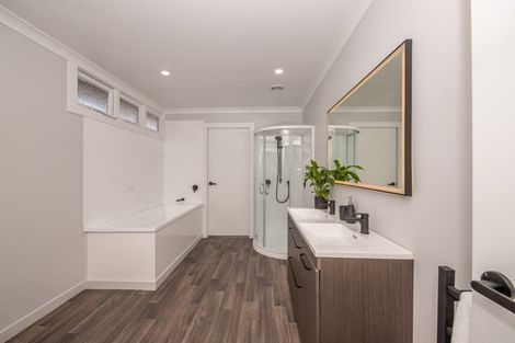 Photo of property in 96 Romilly Street, Westport, 7825