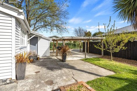 Photo of property in 1/221 Edgeware Road, Edgeware, Christchurch, 8013
