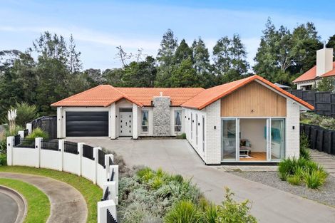 Photo of property in 27 Tau Drive, Flat Bush, Auckland, 2019