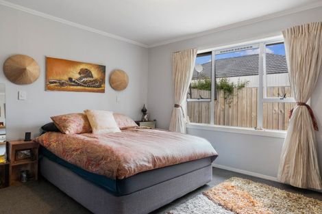 Photo of property in 11 Te Hatepe Avenue, Taupo, 3330