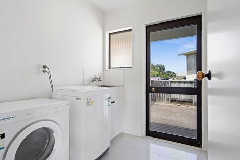 Photo of property in 23 Marchant Place, Westown, New Plymouth, 4310