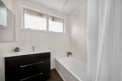 Photo of property in 7 Whakawhiti Street, Marfell, New Plymouth, 4310