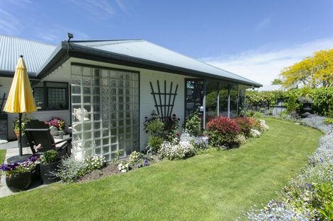 Photo of property in 21 Mona Square, Ashburton, 7700