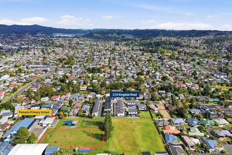 Photo of property in 2/19 Kingdale Road, Henderson, Auckland, 0610