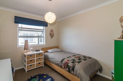 Photo of property in 1 Lomita Road, Johnsonville, Wellington, 6037