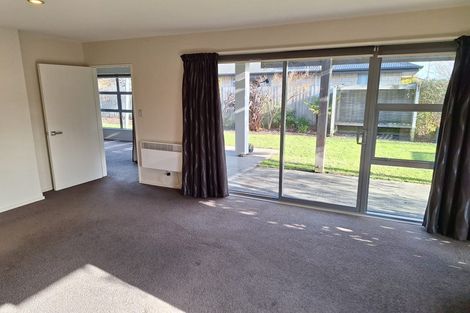 Photo of property in 26 Dunsford Close, Halswell, Christchurch, 8025