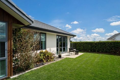 Photo of property in 10 Clifford Close, Leamington, Cambridge, 3432
