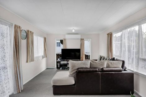Photo of property in 136 Hamlet Street, Stratford, 4332