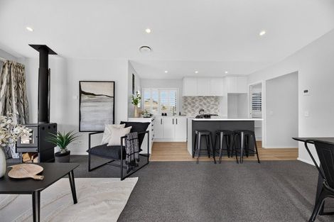 Photo of property in 11 Peony Drive, Greytown, 5712