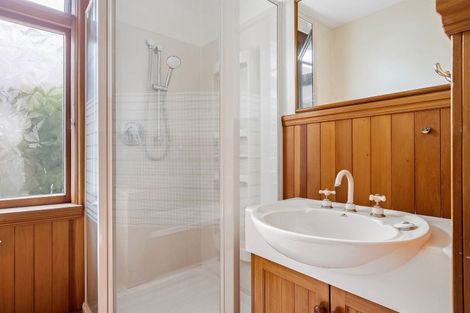 Photo of property in 113 Saint Andrews Square, Strowan, Christchurch, 8052