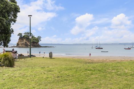 Photo of property in 2/29 Sealy Road, Torbay, Auckland, 0630