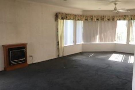 Photo of property in 227a Hill Road, The Gardens, Auckland, 2105