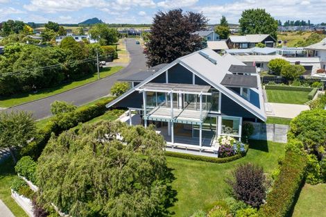 Photo of property in 77 Rainbow Drive, Rainbow Point, Taupo, 3330