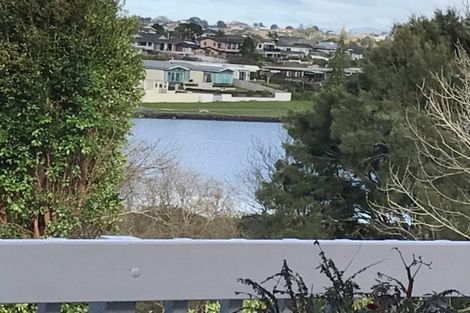 Photo of property in 24 Venus Place, Half Moon Bay, Auckland, 2012