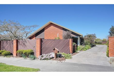 Photo of property in 12 Veitches Road, Casebrook, Christchurch, 8051