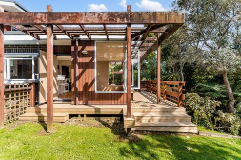 Photo of property in 603 East Coast Road, Browns Bay, Auckland, 0632