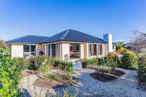 Photo of property in 7 Teviotview Place, Amberley, 7410