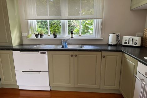 Photo of property in 36 James Mackie Road, Helensville, 0875