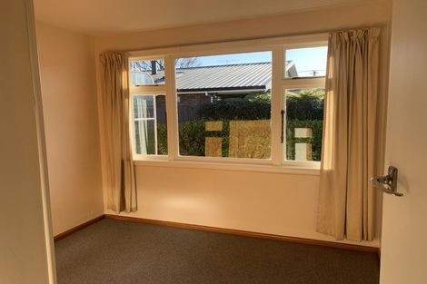 Photo of property in 1/2 Dulles Place, Papanui, Christchurch, 8053