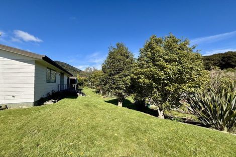 Photo of property in 7 Victoria Close, Picton, 7220