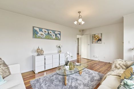 Photo of property in 18 Marybeth Place, Rosehill, Papakura, 2113