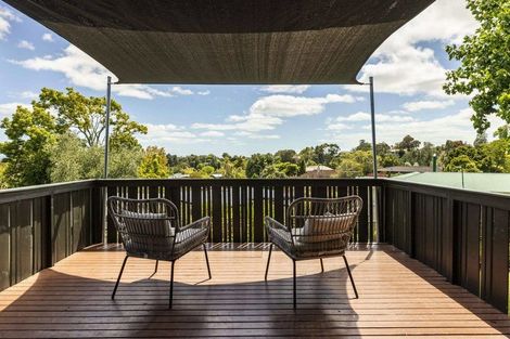 Photo of property in 31 Tauroa Road, Havelock North, 4130