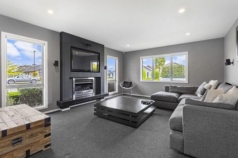 Photo of property in 10 Amokura Crescent, Flagstaff, Hamilton, 3210