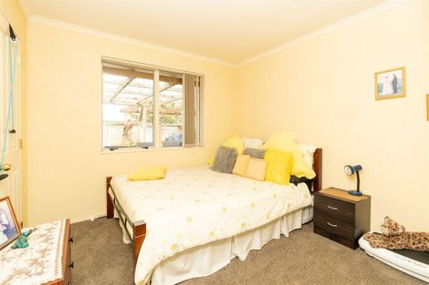 Photo of property in 19 Rochester Place, Nawton, Hamilton, 3200