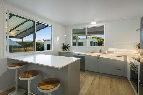 Photo of property in 17 Gray Street, Katikati, 3129