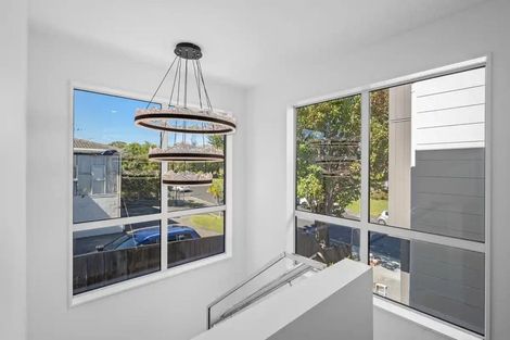 Photo of property in 9a Juliet Avenue, Howick, Auckland, 2014