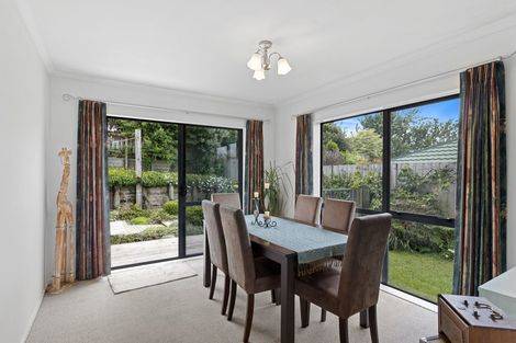 Photo of property in 16 Dorchester Place, Nawton, Hamilton, 3200