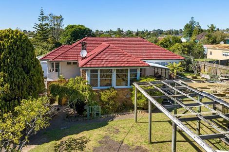 Photo of property in 30 Seabrook Avenue, New Lynn, Auckland, 0600