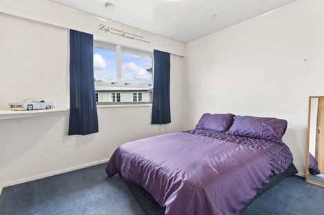 Photo of property in 25 Moore Crescent, Carterton, 5713