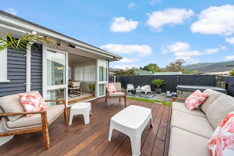 Photo of property in 4a Golders Road, Elderslea, Upper Hutt, 5018