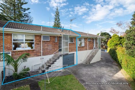Photo of property in 2/74 Blakeborough Drive, Forrest Hill, Auckland, 0620