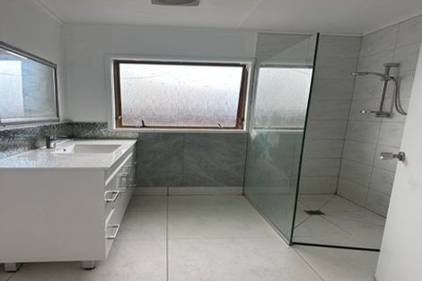 Photo of property in 13 Park Estate Road, Rosehill, Papakura, 2113