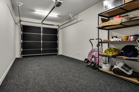 Photo of property in 2/14 Mitcham Avenue, Forest Lake, Hamilton, 3200