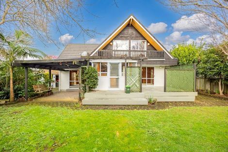 Photo of property in 93 Wiseley Road, West Harbour, Auckland, 0618
