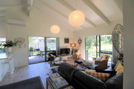 Photo of property in 117 Puriri Place, Matarangi, Whitianga, 3592