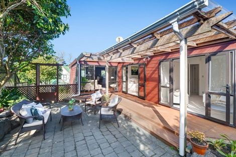 Photo of property in 2/8 Antrim Grove, Bayview, Auckland, 0629