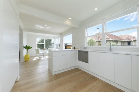 Photo of property in 54 Riverhead Road, Kumeu, 0810