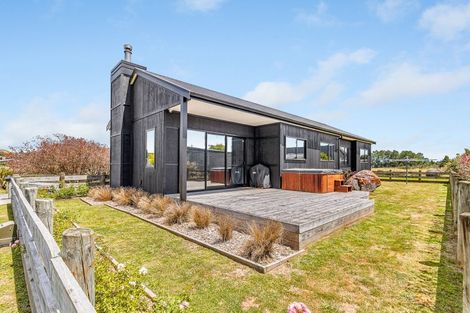 Photo of property in 30 Snowmass Drive, Ohakune, 4625